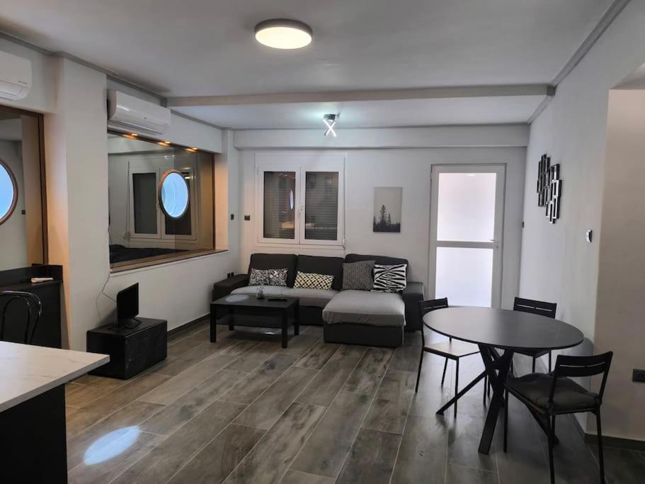 Διαμέρισμα Επάνω Στο Σταθμός Athènes Extérieur photo